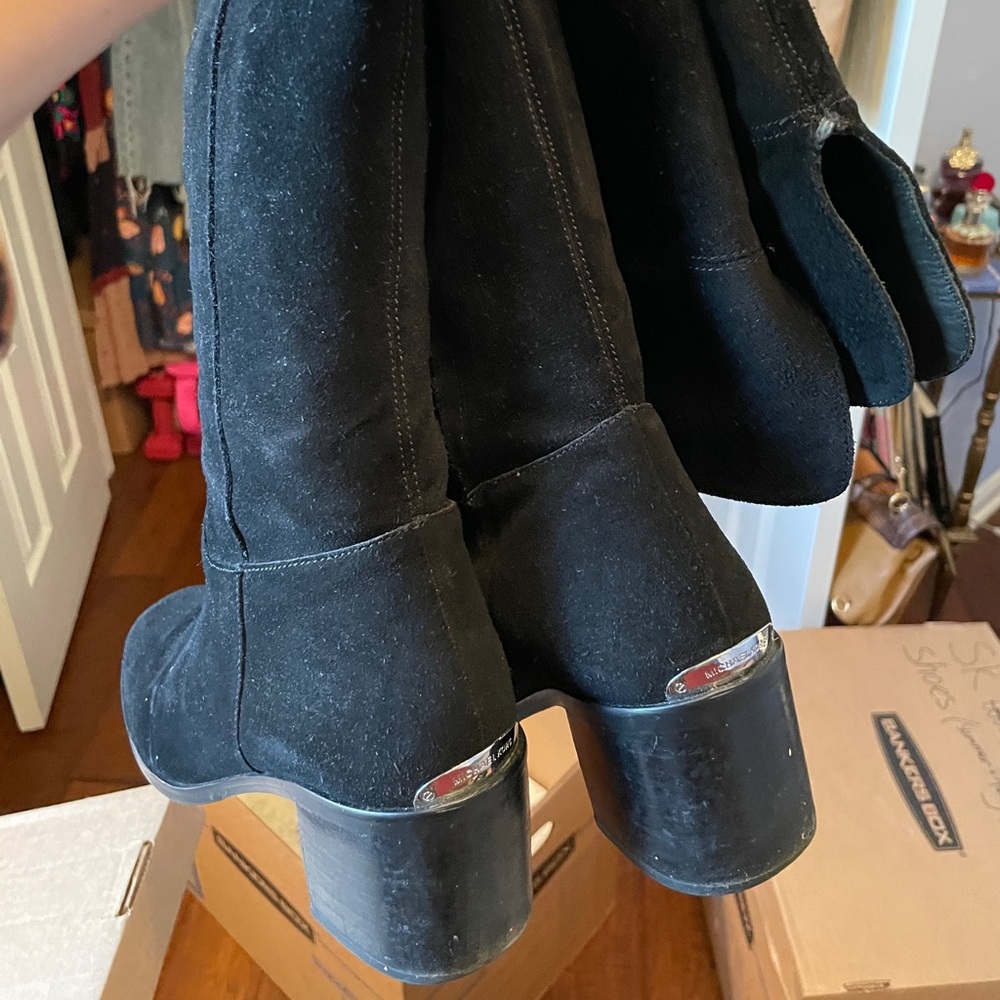 Micheal Kors knee high suede black boots